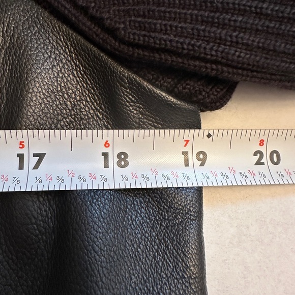 Vintage Pendleton Women’s Size M Leather Merino Wool Knit Jacket Black Zip Front - Picture 8 of 10